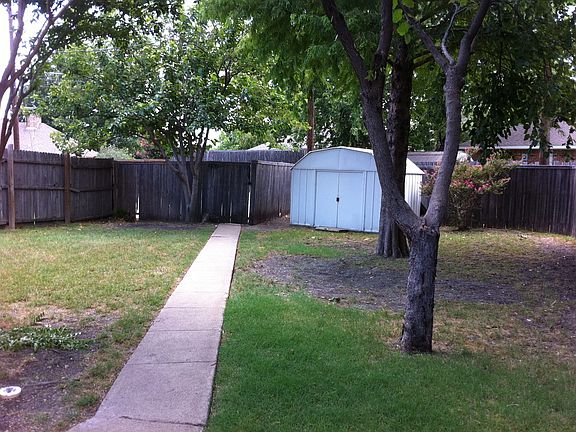 Back yard storage building