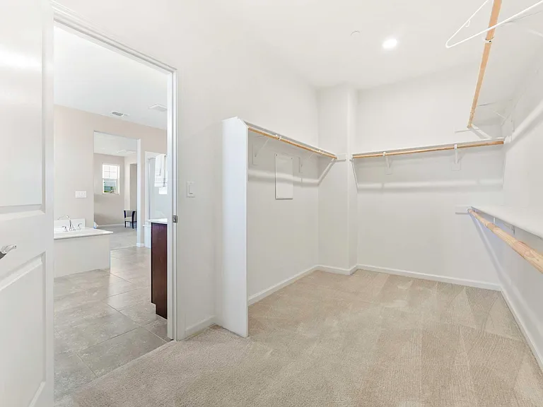 734 Carver Pl — Photo 12