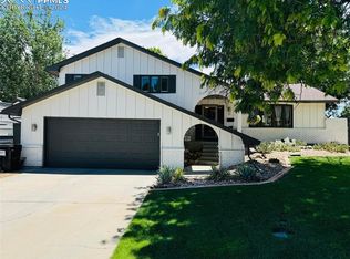 10 Hadley Rill, Pueblo, CO 81001