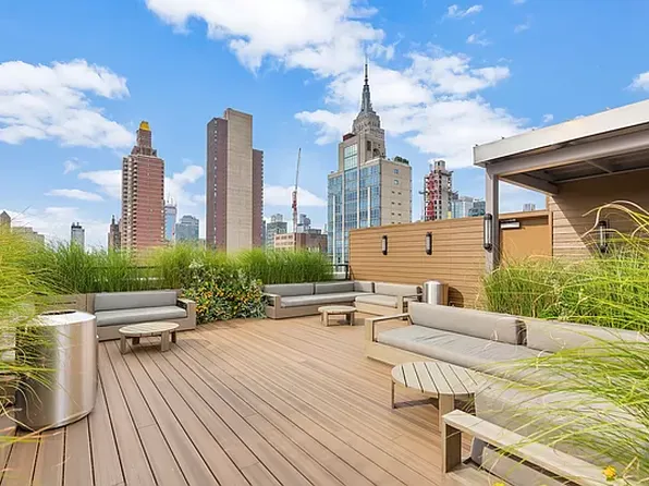 407 Park Avenue South 9C image 9 of 10
