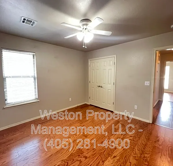 821 NW 120th Ter — Photo 24