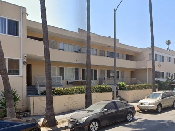 4304 W 4th St #4, Los Angeles, CA 90020