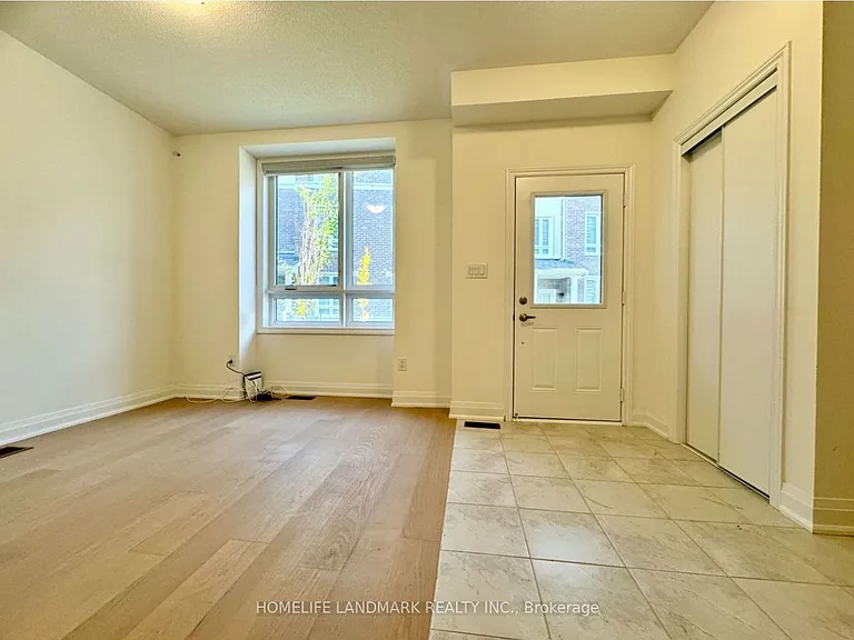 79 Massachusetts Ln — Photo 3
