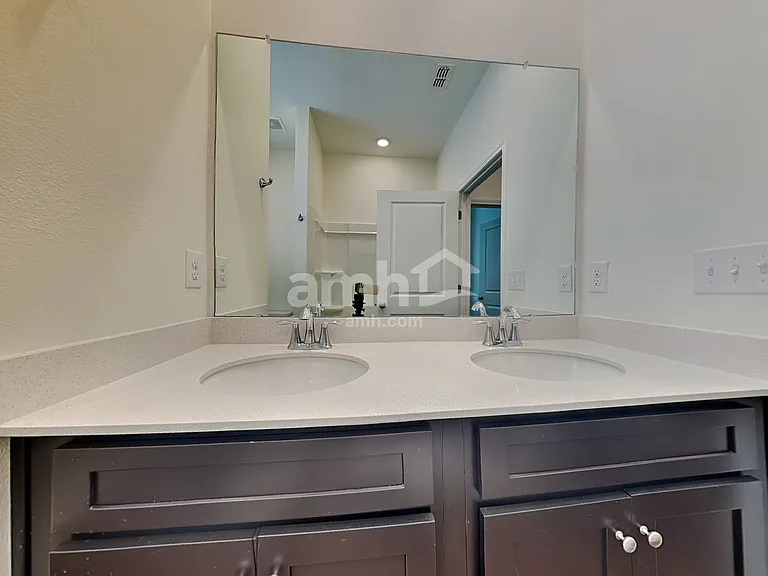 27537 Saint Andrews Ave — Photo 22