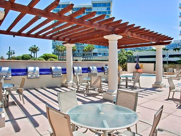 3rd image of 1780 Avenida Del Mundo Unit 1208