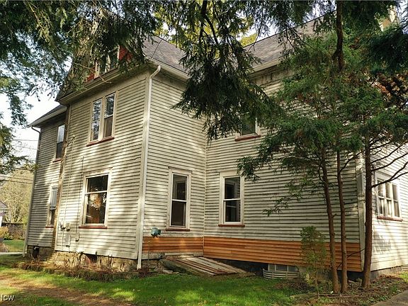 3rd image of 3874 W Main St