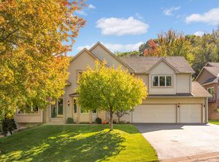 1380 Michelle Dr, Eagan, MN 55123