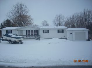 297 Wiley Blvd, Cape Vincent, NY 13618