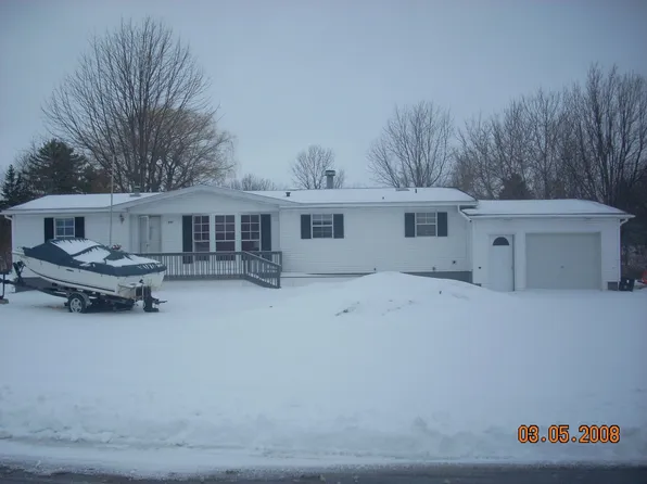 297 Wiley Blvd, Cape Vincent, NY 13618