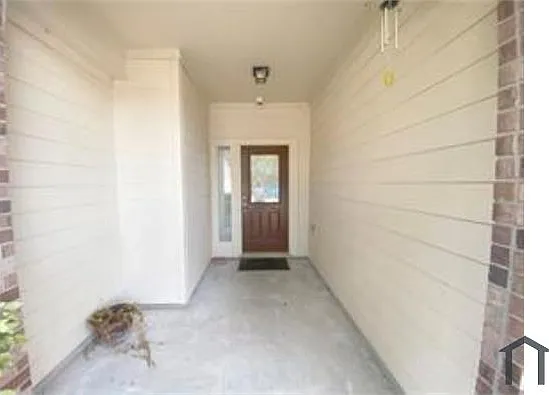 5911 Llano Creek Dr — Photo 2