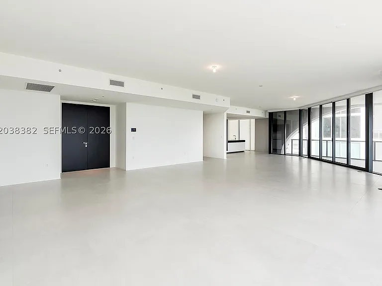 1000 Biscayne Blvd #2002 — Photo 13