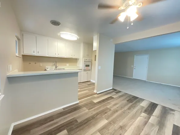 2502 S Rosewood Ave, Santa Ana, CA 92707