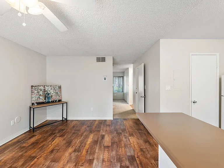 54 Quay Ct — Photo 84