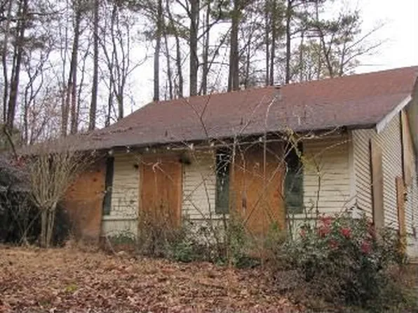 132 Stephens Rd, Acworth, GA 30102