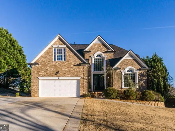 271 Double Gate Ct, Sugar Hill, GA 30518