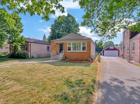 8828 S Utica Ave, Evergreen Park, IL 60805