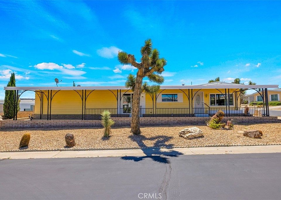 1st image of 7501 Palm Ave Space 88