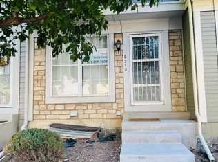 8212 S Fillmore Cir, Centennial, CO 80122