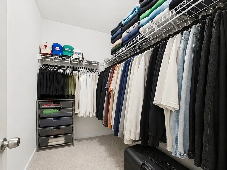 1621 Green Street — Photo 11