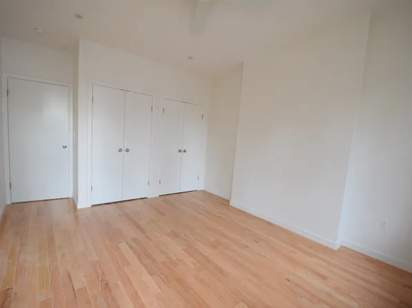 87 South Elliott Place image 14 of 17