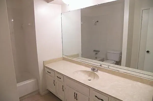 11305 Blackmoor Dr — Photo 22