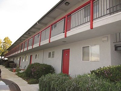2nd image of 555 Westmont Ave APT 212
