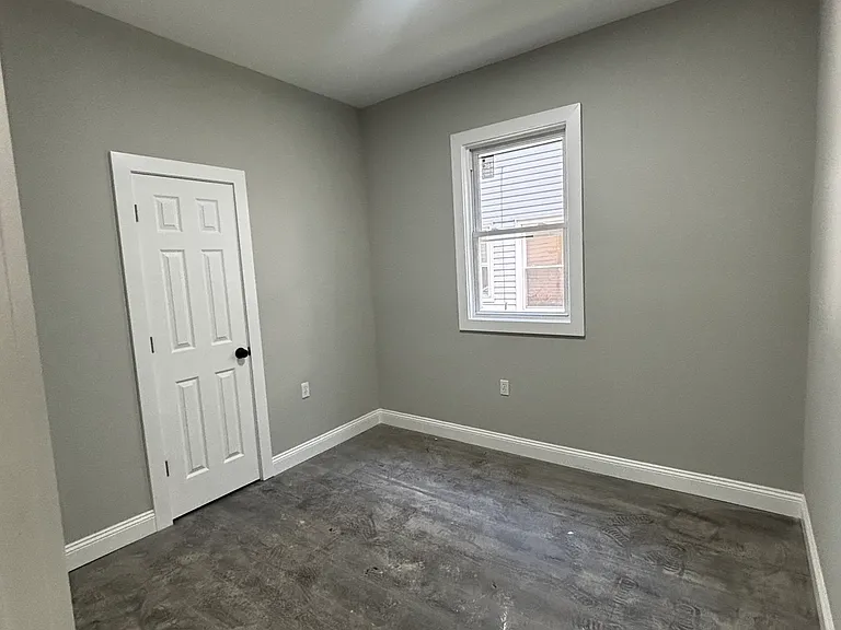 57 Treacy Ave #1 — Photo 5