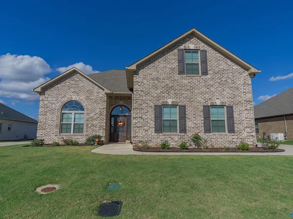 17365 Stonegate Dr, Athens, AL 35613