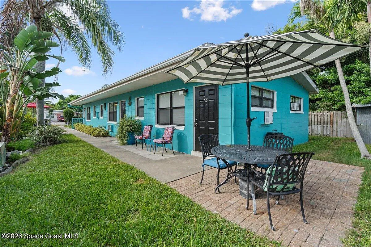 1 bed, 1.0 bath, 496 sqft, $1,350 — Photo 2