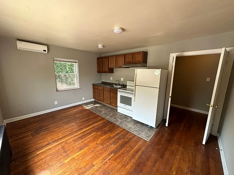 2921 Marshall Ave #3 — Photo 10
