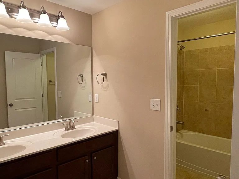 2411 Arnold Palmer Way — Photo 33