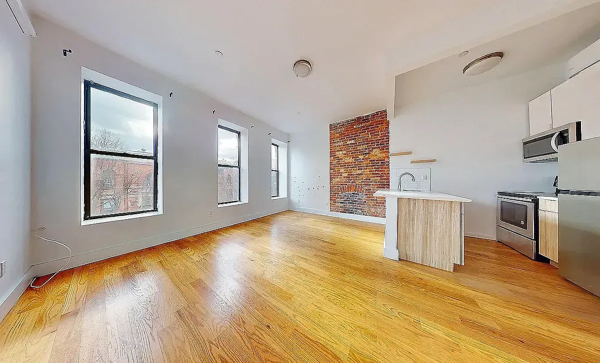 Building Photo - 255 W 121st St #3F