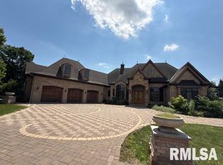 6100 N Eagle Bend Ct, Peoria, IL