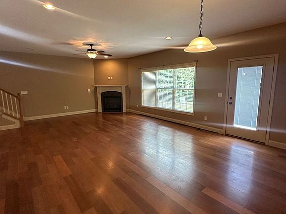 2nd image of 1604 S Division St APT B3