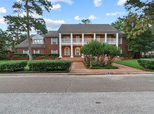 9610 Windrush Dr, Spring, TX 77379