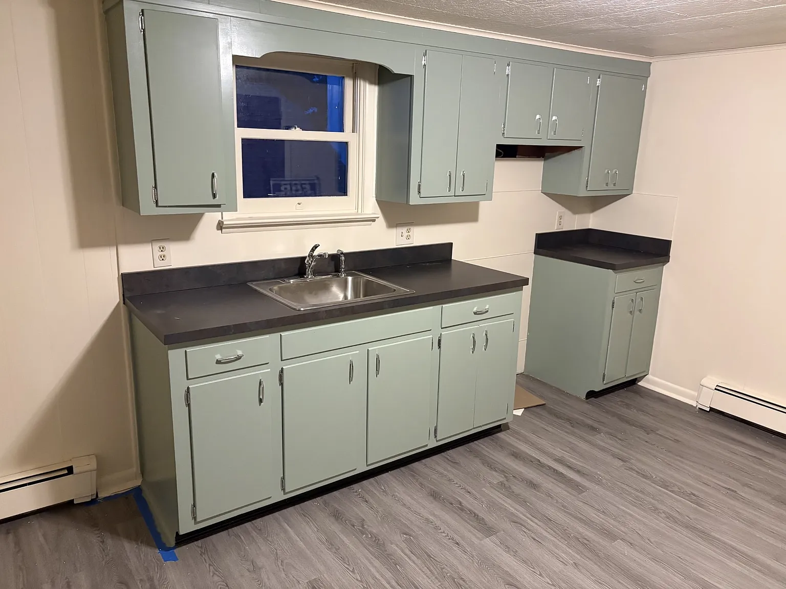 3 bed, $1,600 — Photo 2