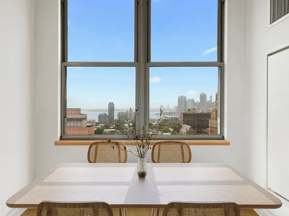 110 Livingston Street image 4 of 10