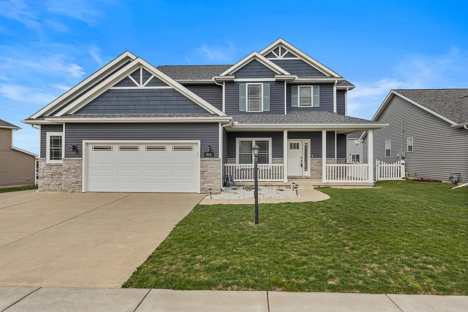 815 Cates Dr photo 1