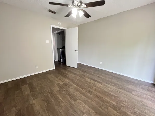 1554 Lahn Rd, New Braunfels, TX