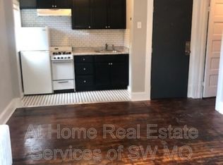 633 W State St APT 1B, Springfield, MO 65806