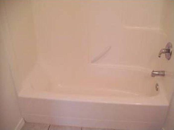 Bathroom 02