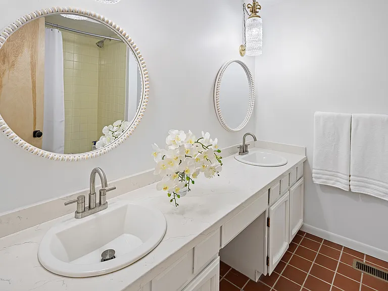 1094 Governor Dempsey Dr — Photo 35
