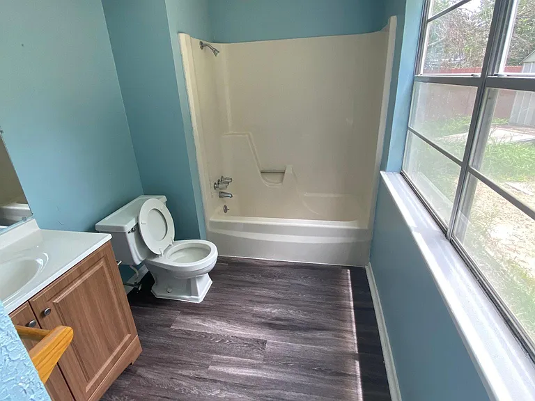 529 E Norwood Cir #529 — Photo 8