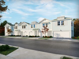 672 Salisbury Cir, Fort Pierce, FL 34982