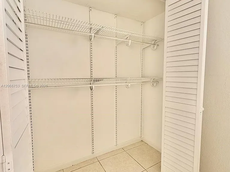 8750 N Sherman Cir #505 — Photo 22