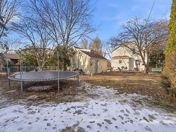 5th image of 1019 W Oklahoma St