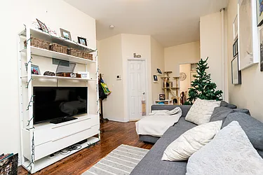 Rented by SCOUTBK.COM