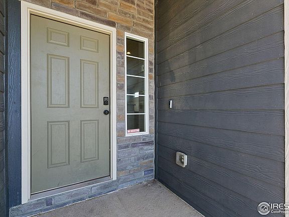 3rd image of 602 Cherryridge Dr