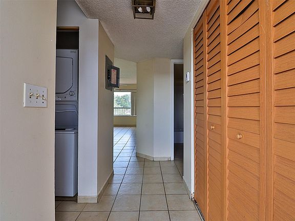 5th image of 9930 Twin Lakes Drive #7-L