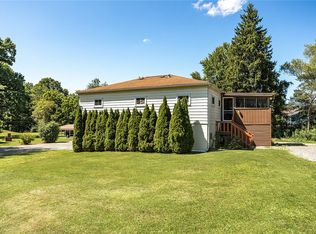 14 Dusty Ln, Grove City, PA 16127